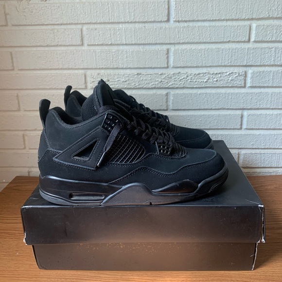 Jordan 4 Black Cats (2020)